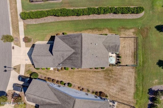 521 Lyrebird Avenue, Wilmington, NC 28412