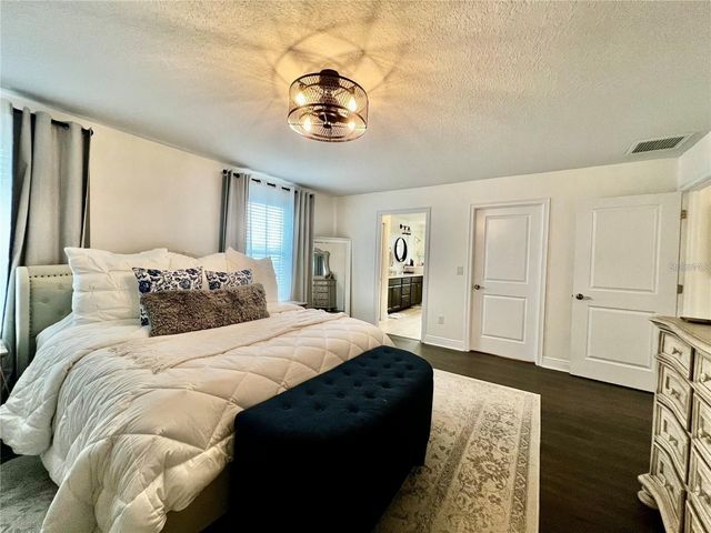 3704 W WYOMING AVENUE, Tampa, FL 33611