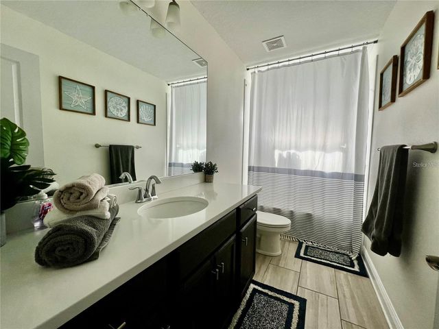 3704 W WYOMING AVENUE, Tampa, FL 33611