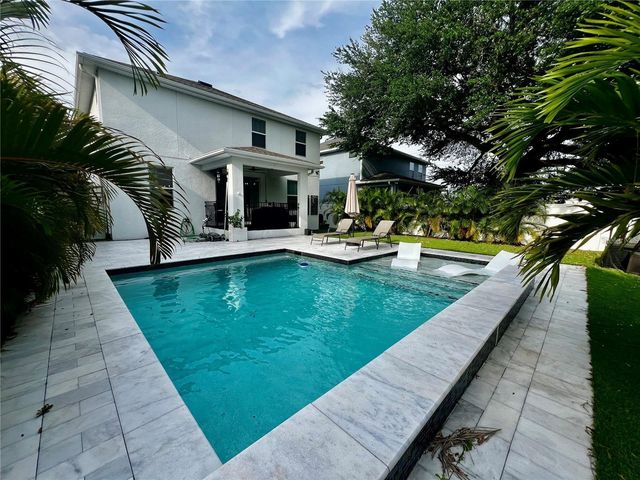 3704 W WYOMING AVENUE, Tampa, FL 33611