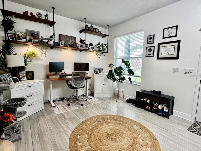 3704 W WYOMING AVENUE, Tampa, FL 33611