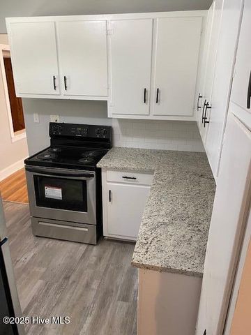 1507 Greenville Boulevard SE, Greenville, NC 27858