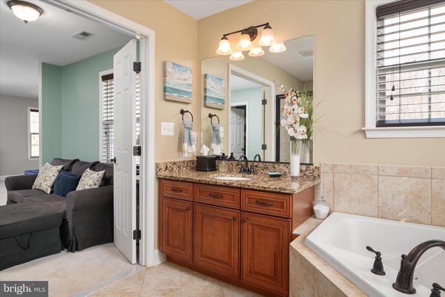 4550 BOONES LN, Huntingtown, MD 20639