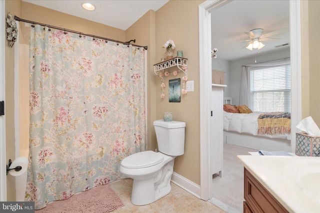 4550 BOONES LN, Huntingtown, MD 20639