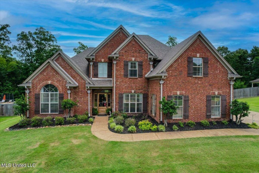 1828 W Keenlan Drive, Hernando, MS 38632 — exterior