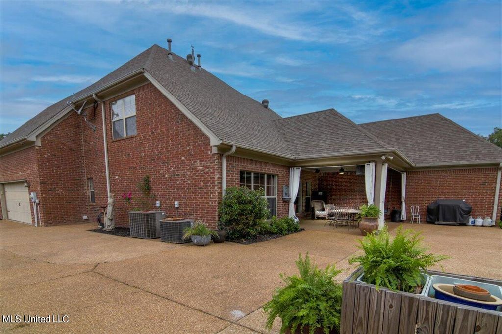 1828 W Keenlan Drive, Hernando, MS 38632 — photo 3
