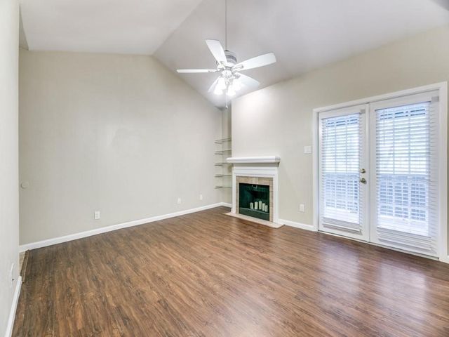 8601 Park Lane 221, Dallas, TX 75231