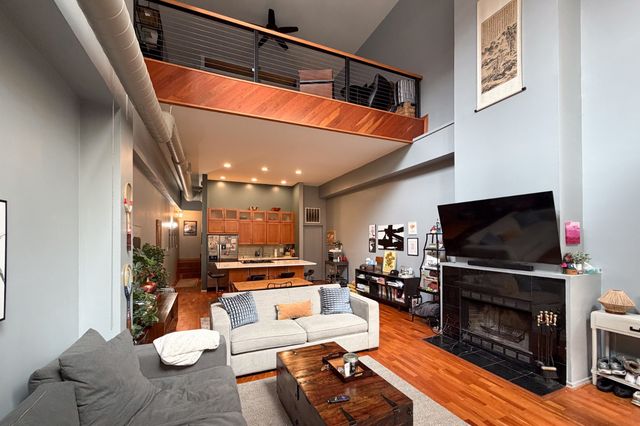 1760 W Wrightwood Avenue W 115, Chicago, IL 60614