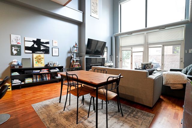 1760 W Wrightwood Avenue W 115, Chicago, IL 60614