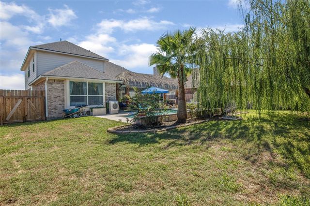 810 Hallmark Oak Street, Seabrook, TX 77586