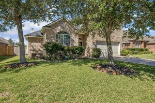 810 Hallmark Oak Street, Seabrook, TX 77586