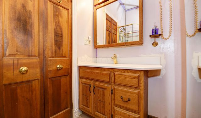471 E Beck Street, Columbus, OH 43206