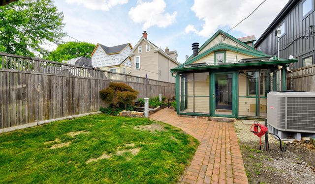 471 E Beck Street, Columbus, OH 43206