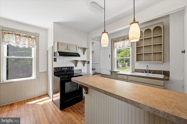 519 FAIRMONT AVE, Winchester, VA 22601