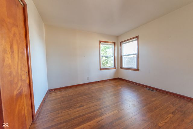 234 Lincoln Street, Columbus, IN 47201