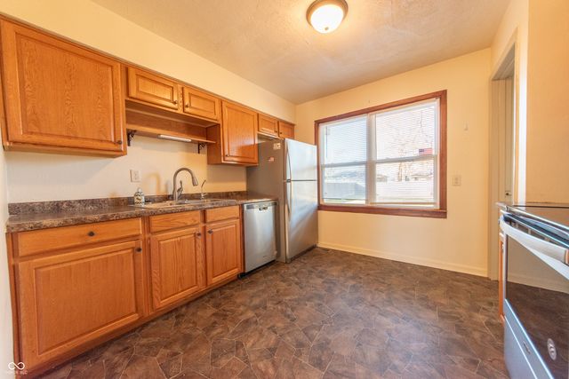 234 Lincoln Street, Columbus, IN 47201