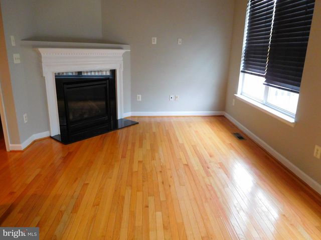 4302 TALMADGE CIR, Suitland, MD 20746