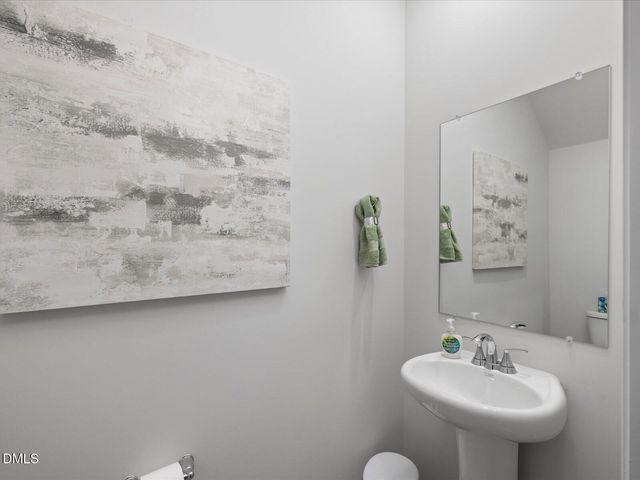 829 Stream View Court, Mebane, NC 27302