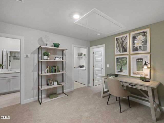 829 Stream View Court, Mebane, NC 27302