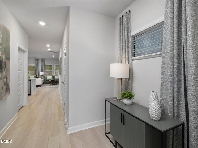 829 Stream View Court, Mebane, NC 27302