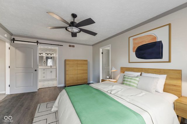 8815 Fathom Crest, Indianapolis, IN 46256