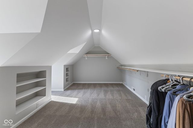 8815 Fathom Crest, Indianapolis, IN 46256