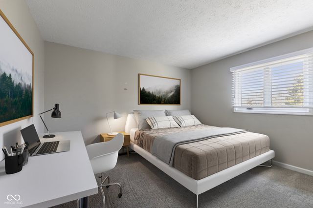 8815 Fathom Crest, Indianapolis, IN 46256