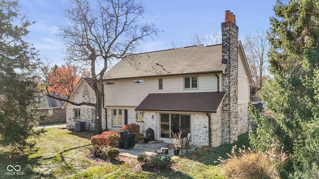 8815 Fathom Crest, Indianapolis, IN 46256