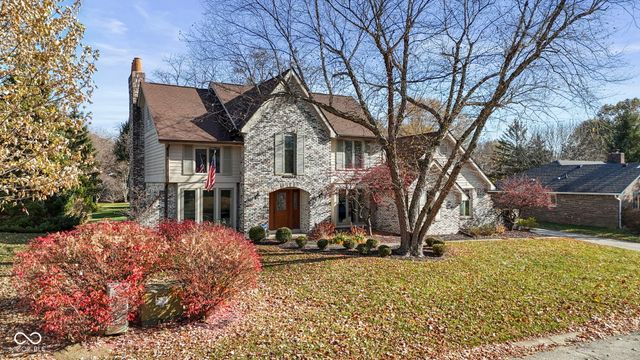 8815 Fathom Crest, Indianapolis, IN 46256