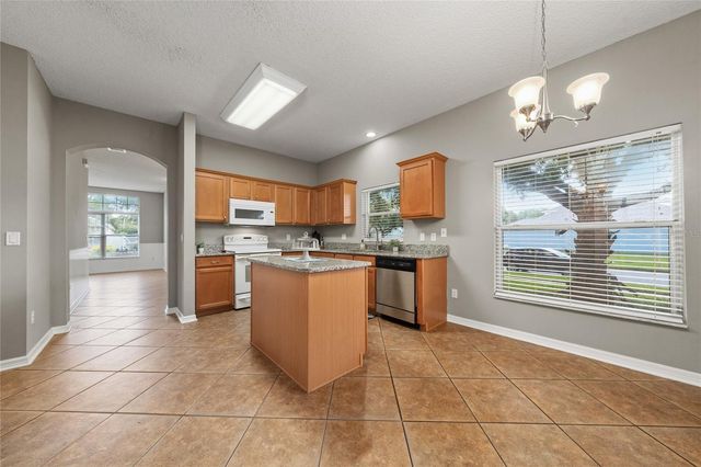 9724 MYRTLE CREEK LANE, Orlando, FL 32832