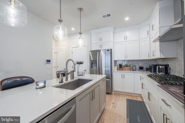 43509 OLD RYAN, Ashburn, VA 20148