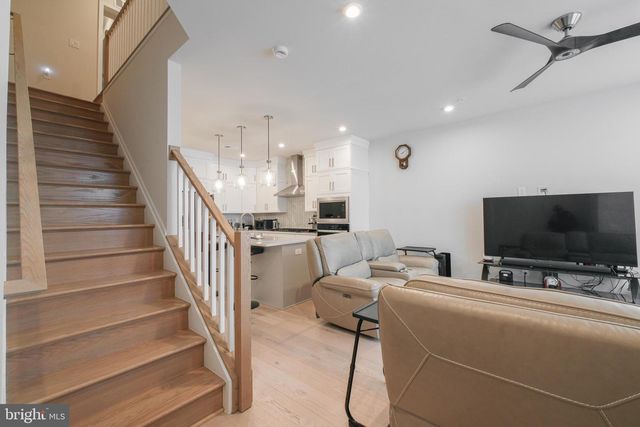 43509 OLD RYAN, Ashburn, VA 20148