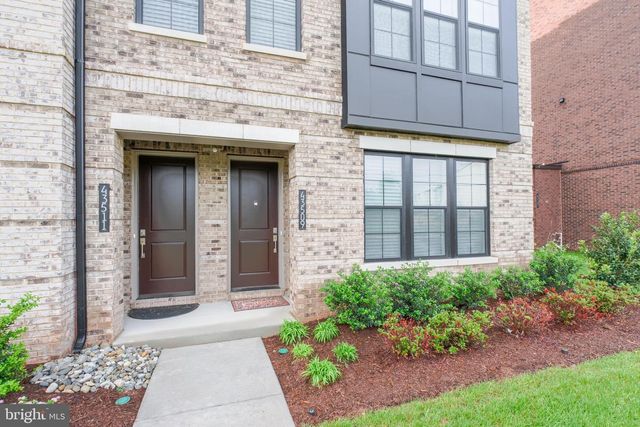 43509 OLD RYAN, Ashburn, VA 20148