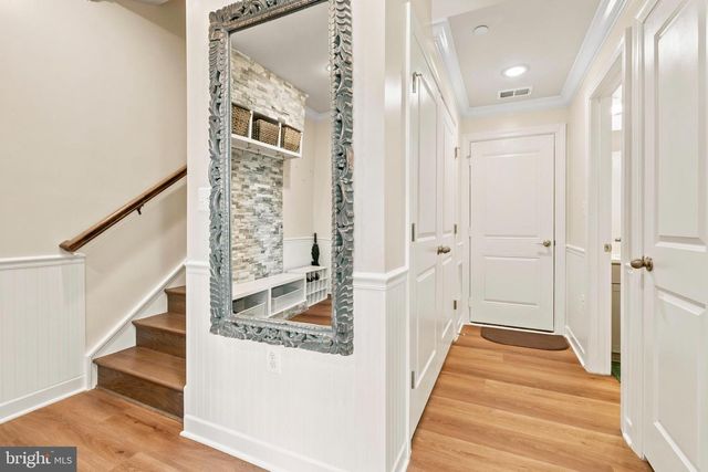 7353 MOUNTAINEER DR, Alexandria, VA 22306