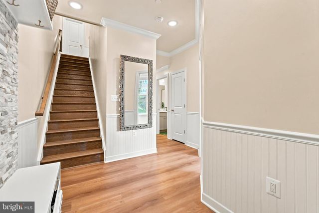 7353 MOUNTAINEER DR, Alexandria, VA 22306