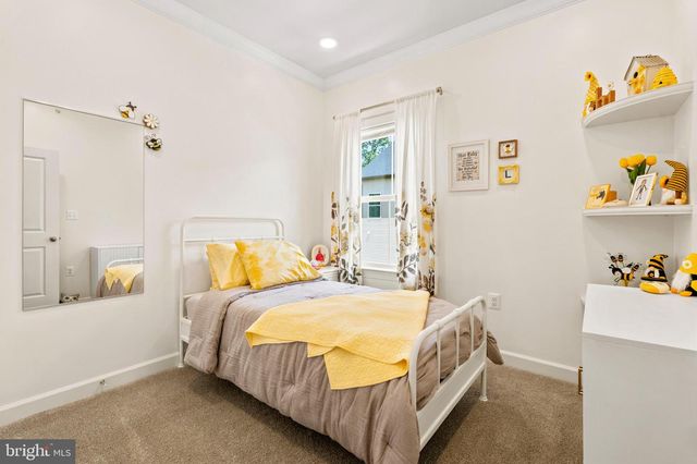 7353 MOUNTAINEER DR, Alexandria, VA 22306