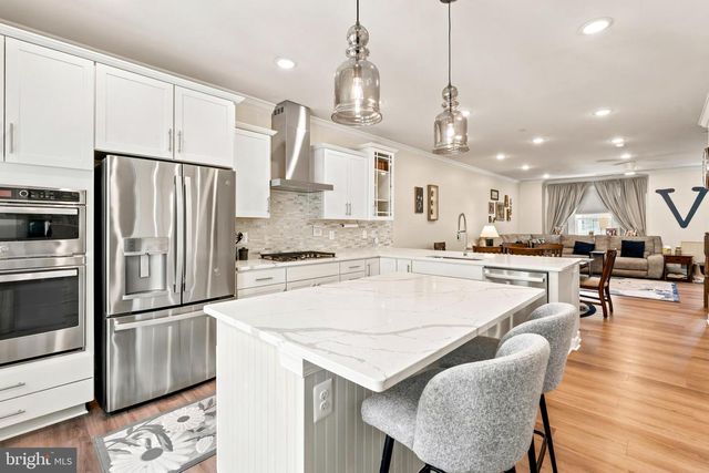7353 MOUNTAINEER DR, Alexandria, VA 22306