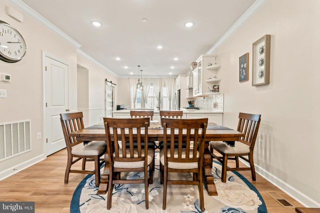 7353 MOUNTAINEER DR, Alexandria, VA 22306