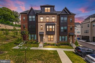 7353 MOUNTAINEER DR, Alexandria, VA 22306