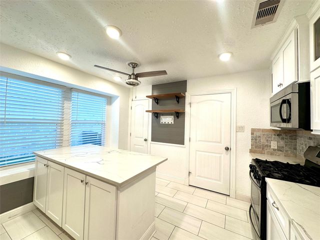 3411 Cannon Ridge Drive, Richmond, TX 77406