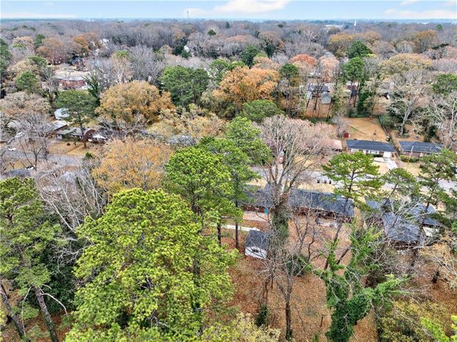 2907 Cloverhurst Drive, Atlanta, GA 30344