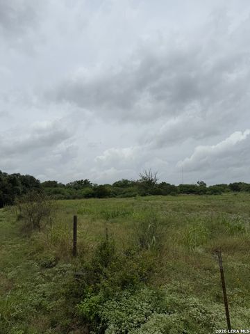 1247 SLEEPY HOLLOW LN, New Braunfels, TX 78130