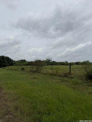 1247 SLEEPY HOLLOW LN, New Braunfels, TX 78130