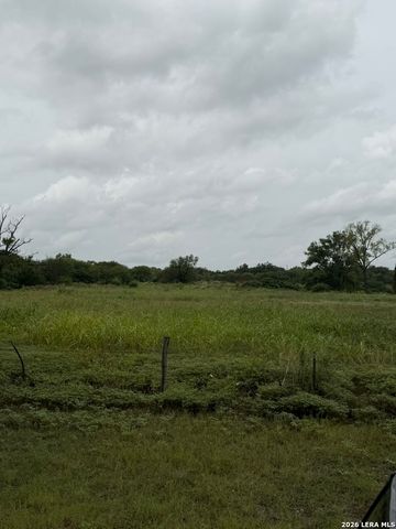 1247 SLEEPY HOLLOW LN, New Braunfels, TX 78130