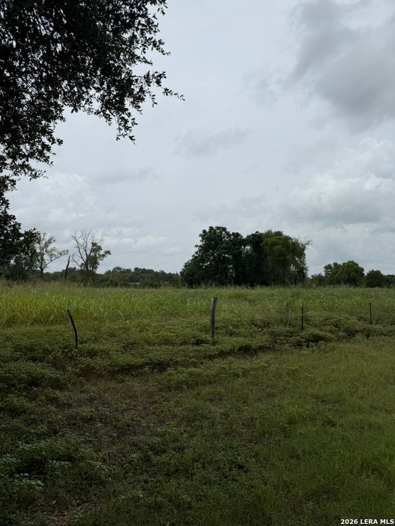 1247 SLEEPY HOLLOW LN, New Braunfels, TX 78130