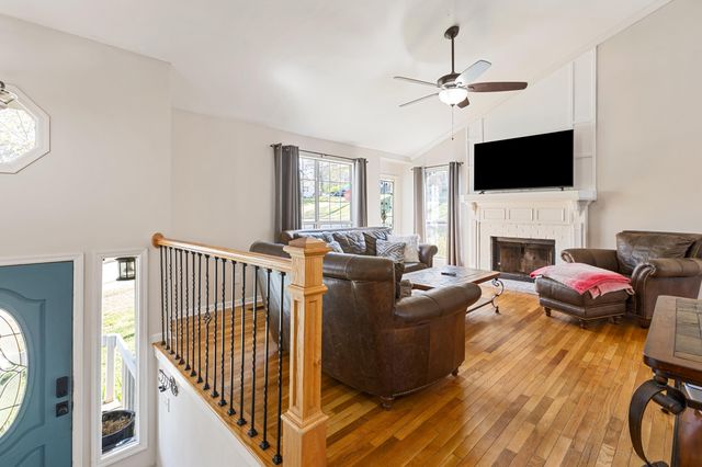 5701 Knotty Pine Drive, Ooltewah, TN 37363