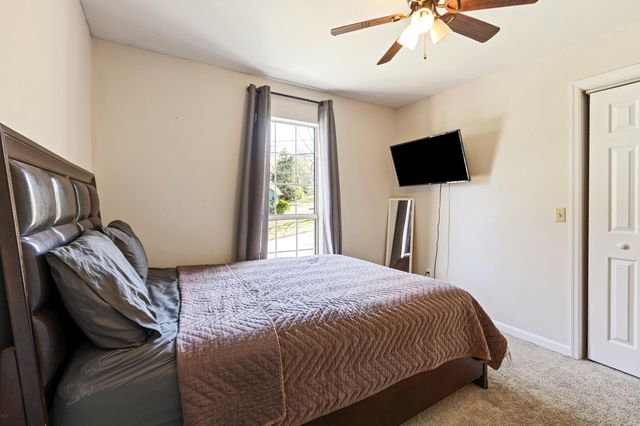 5701 Knotty Pine Drive, Ooltewah, TN 37363