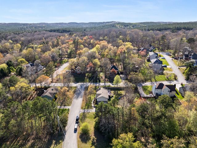 5701 Knotty Pine Drive, Ooltewah, TN 37363