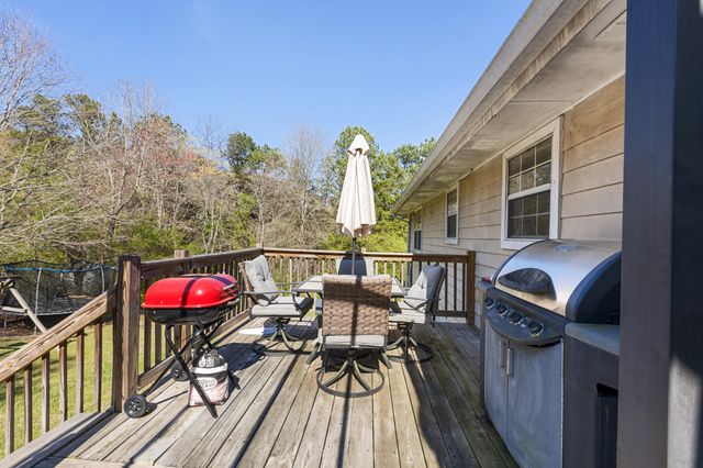 5701 Knotty Pine Drive, Ooltewah, TN 37363