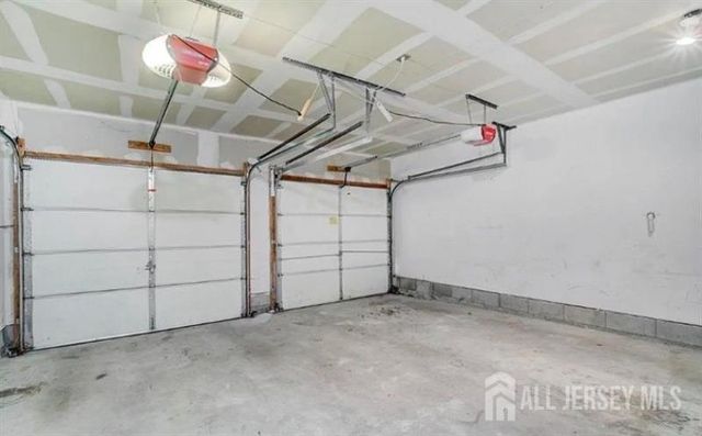 500 Great Beds Court, Perth Amboy, NJ 08861